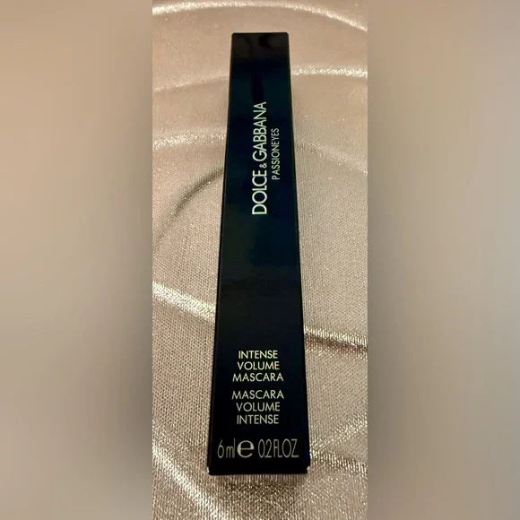 Dolce & Gabbana Passioneyes black mascara - 1 Nero Sicilian 🔥6ml. - Picture 2 of 3